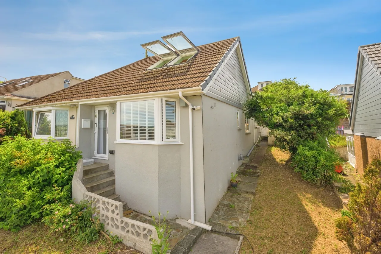 St. Georges Road, Saltash, photo 2
