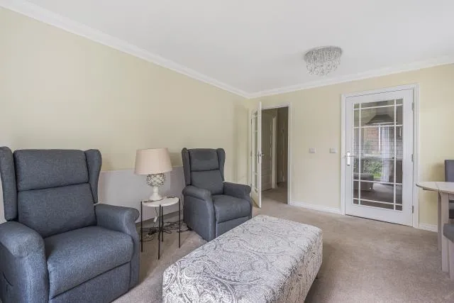 Greyhound Lane, Thame, OX9, photo 4