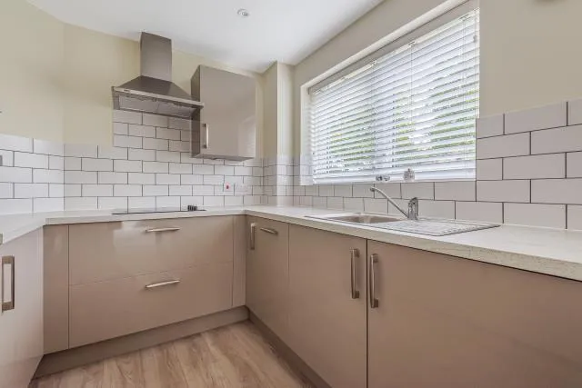 Greyhound Lane, Thame, OX9, photo 5