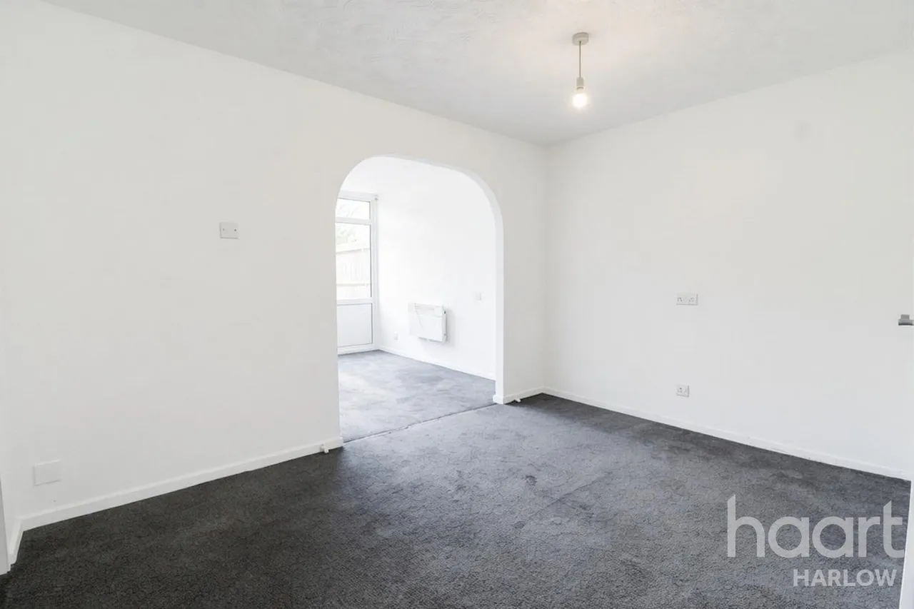 Berecroft, Harlow, CM18, photo 3