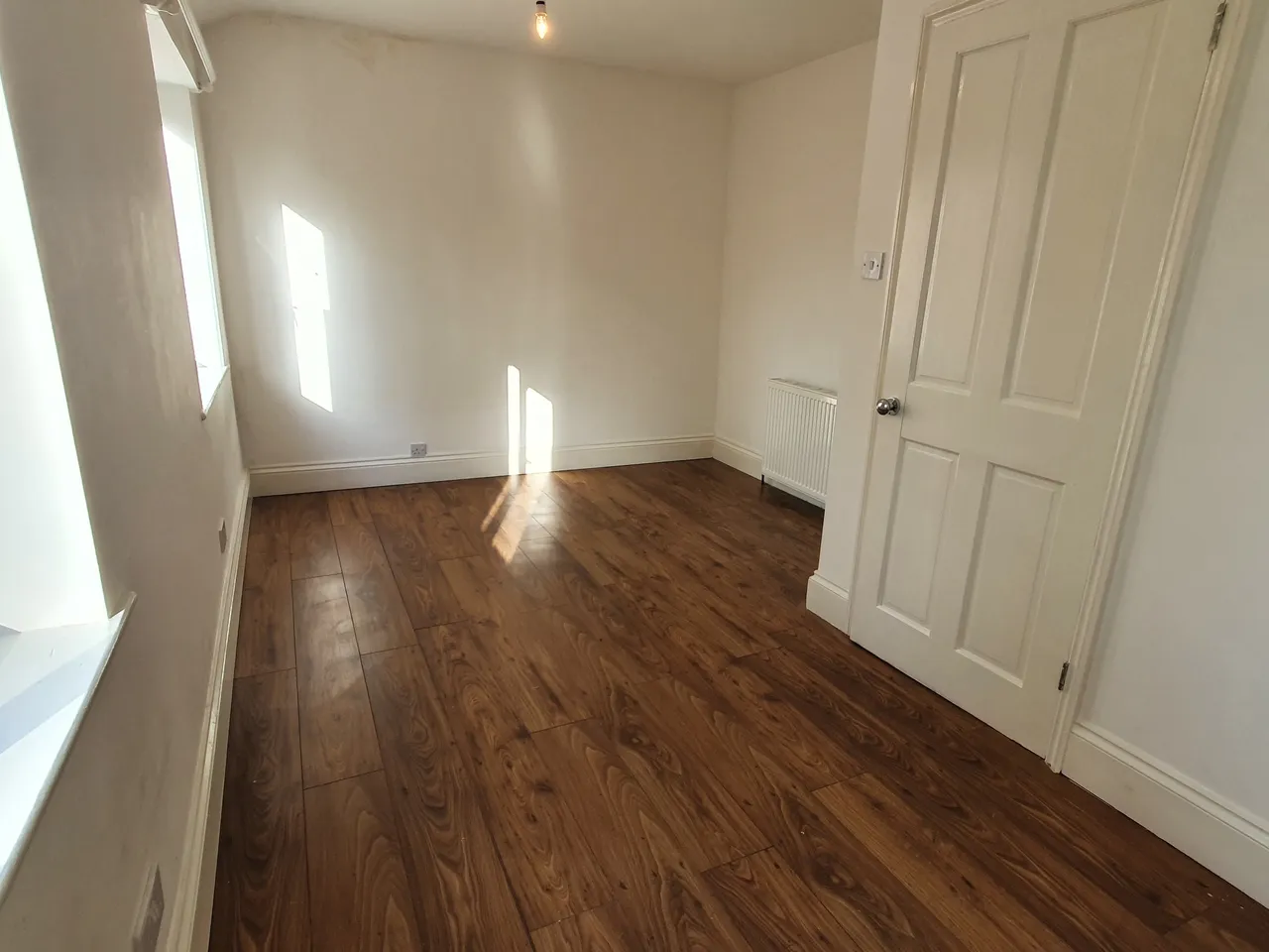 New Houses, Askern, DN6 0EL, photo 5