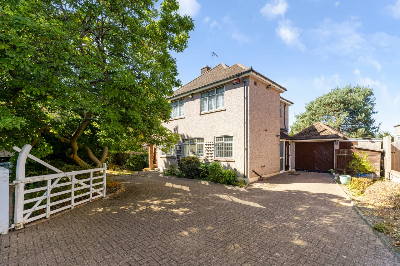 Richfield Road, Bushey, WD23, photo 5
