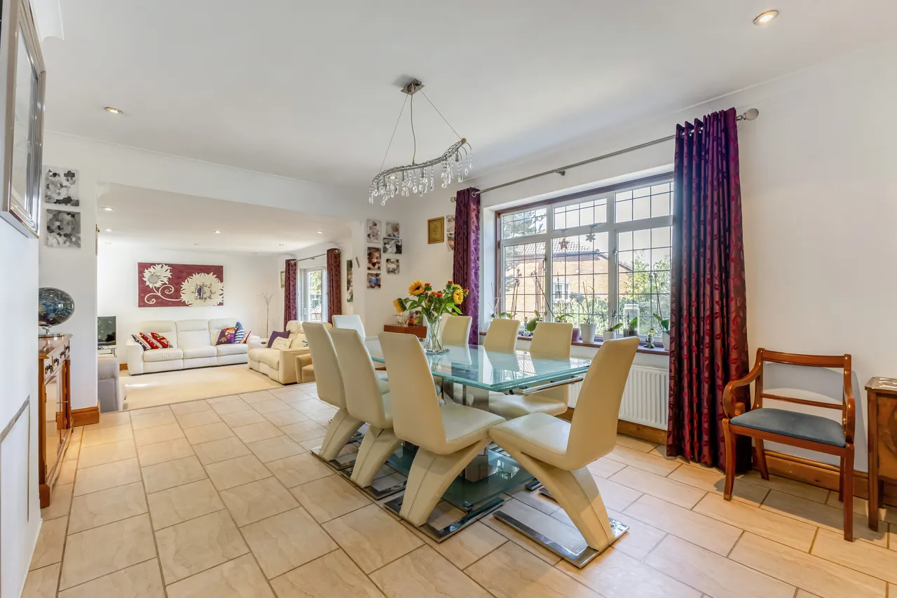 Richfield Road, Bushey, WD23, photo 7