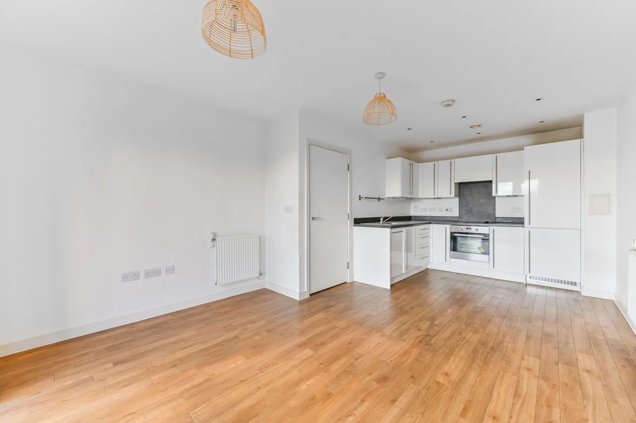 50 Whitestone Way, Croydon, photo 11