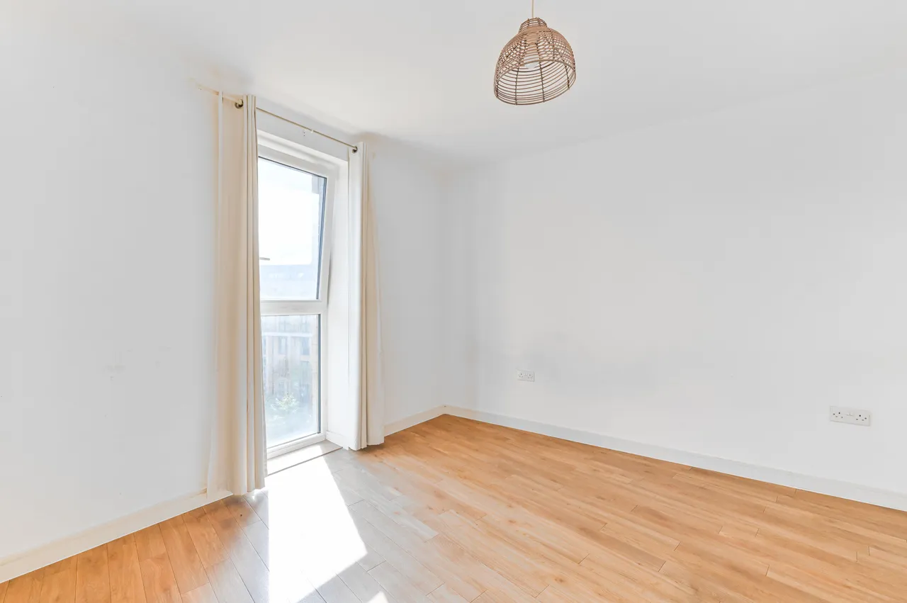 50 Whitestone Way, Croydon, photo 6