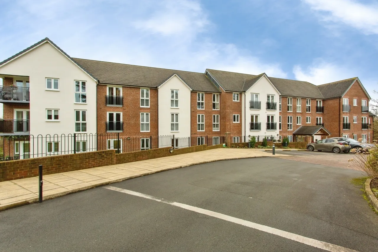 1 bed flat for sale — Preston Road, Clayton-le-Woods, Chorley, Lancashire, PR6