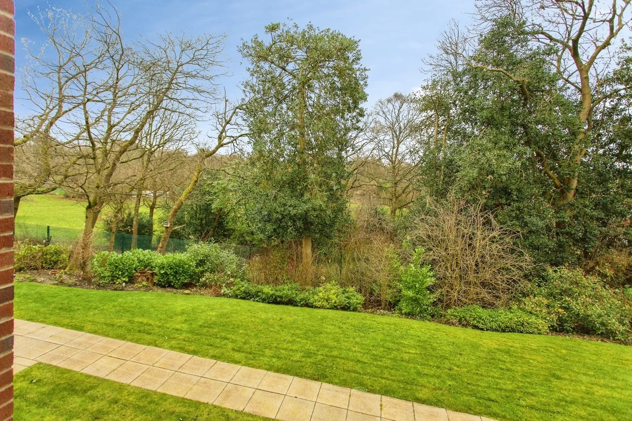 Preston Road, Clayton-le-Woods, Chorley, Lancashire, PR6, photo 2