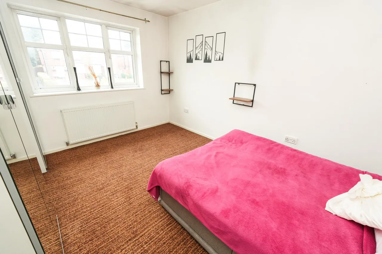 Oldbury Road, Rowley Regis, B65, photo 14
