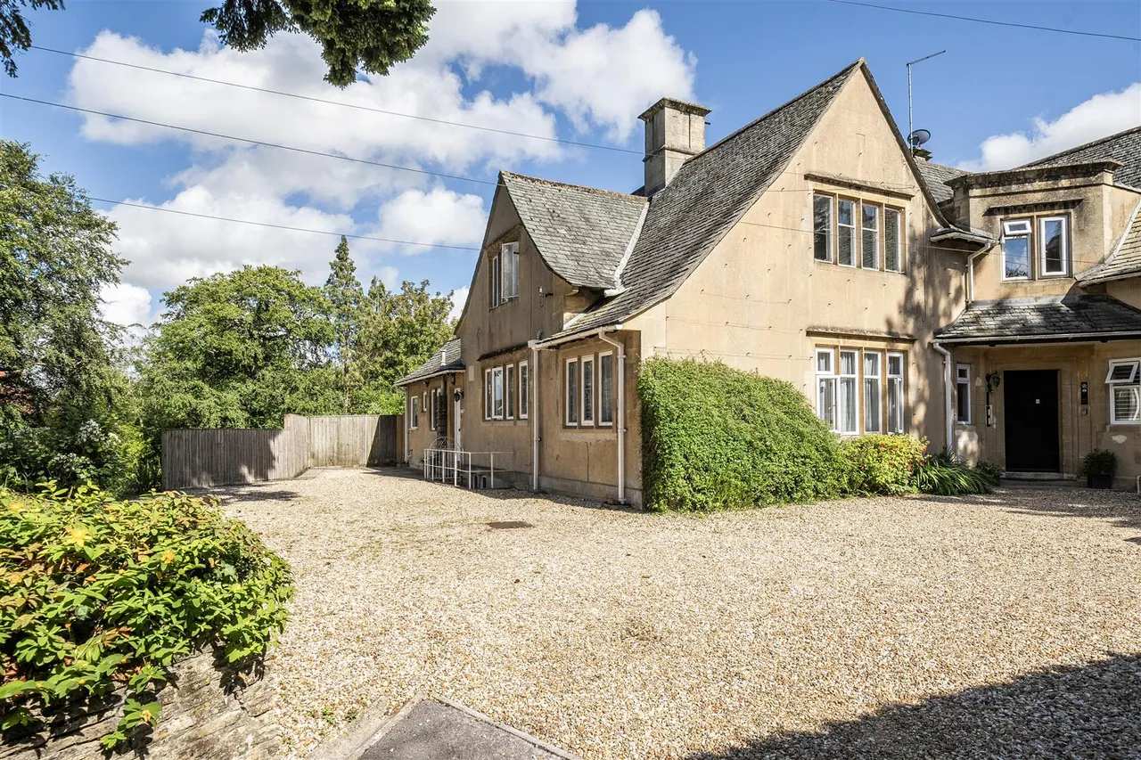Lowden Hill, Chippenham, SN15, photo 15