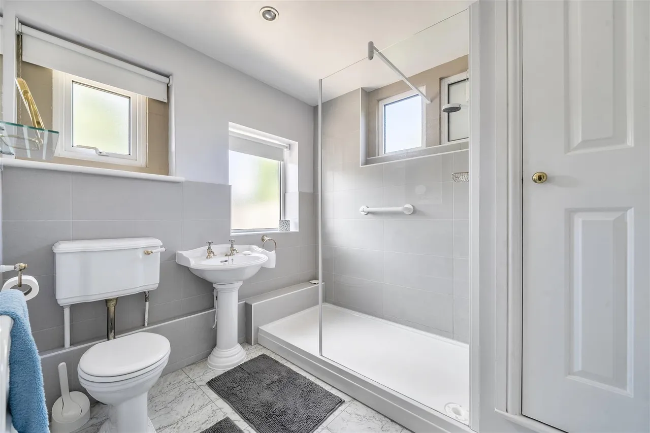 Lowden Hill, Chippenham, SN15, photo 12