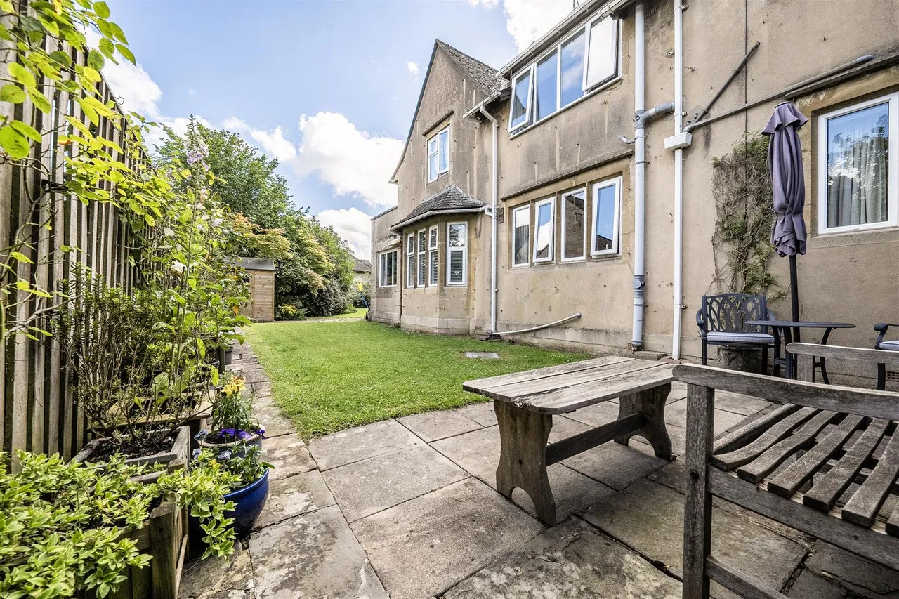 Lowden Hill, Chippenham, SN15, photo 18