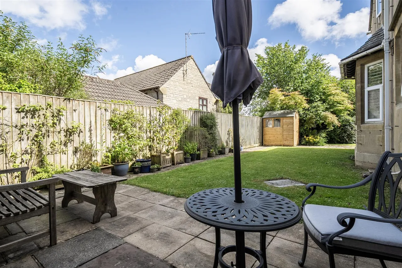 Lowden Hill, Chippenham, SN15, photo 16