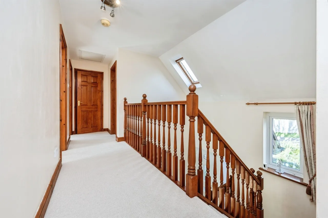 School Lane, Weston Turville, HP22, photo 16