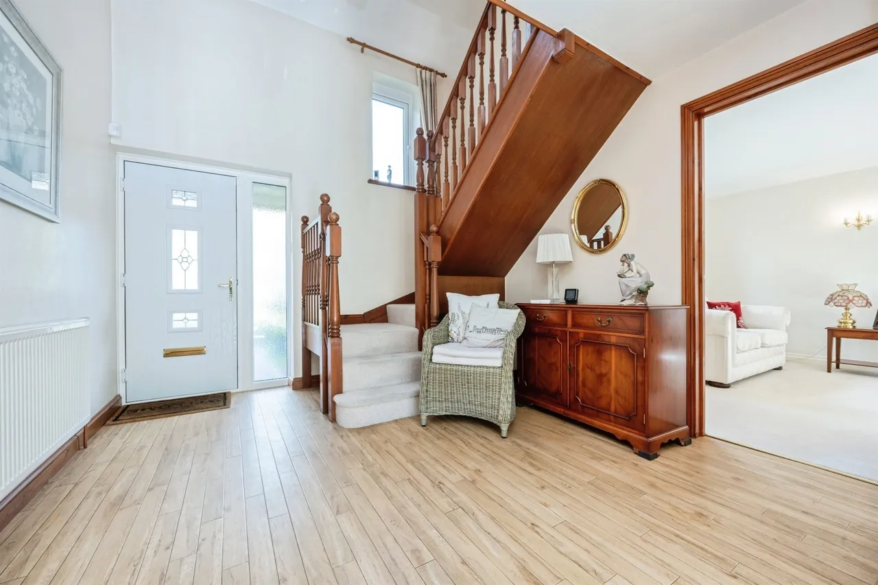 School Lane, Weston Turville, HP22, photo 15