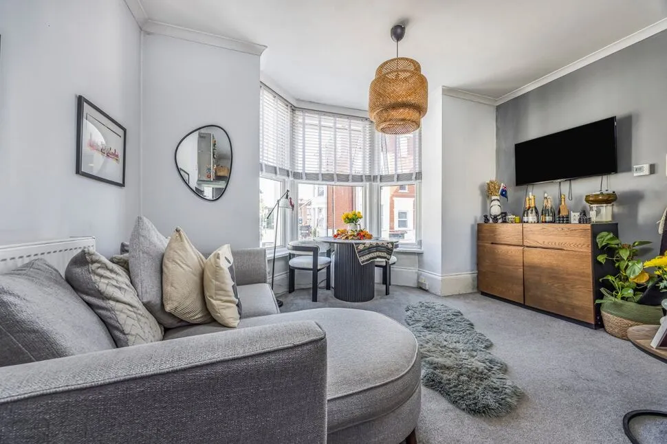 Waverley Grove, Southsea, Hampshire, PO4, photo 2