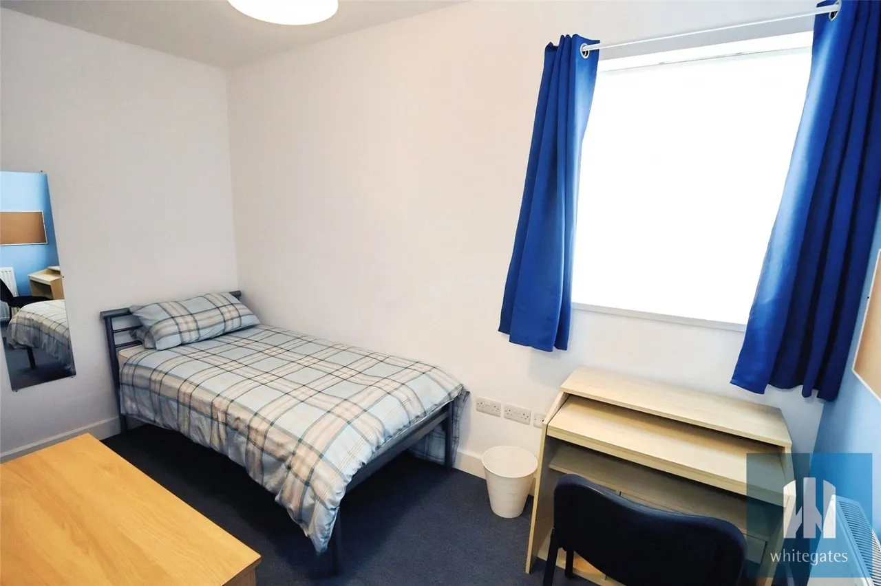 Zetland House, Huddersfield, HD1, photo 2