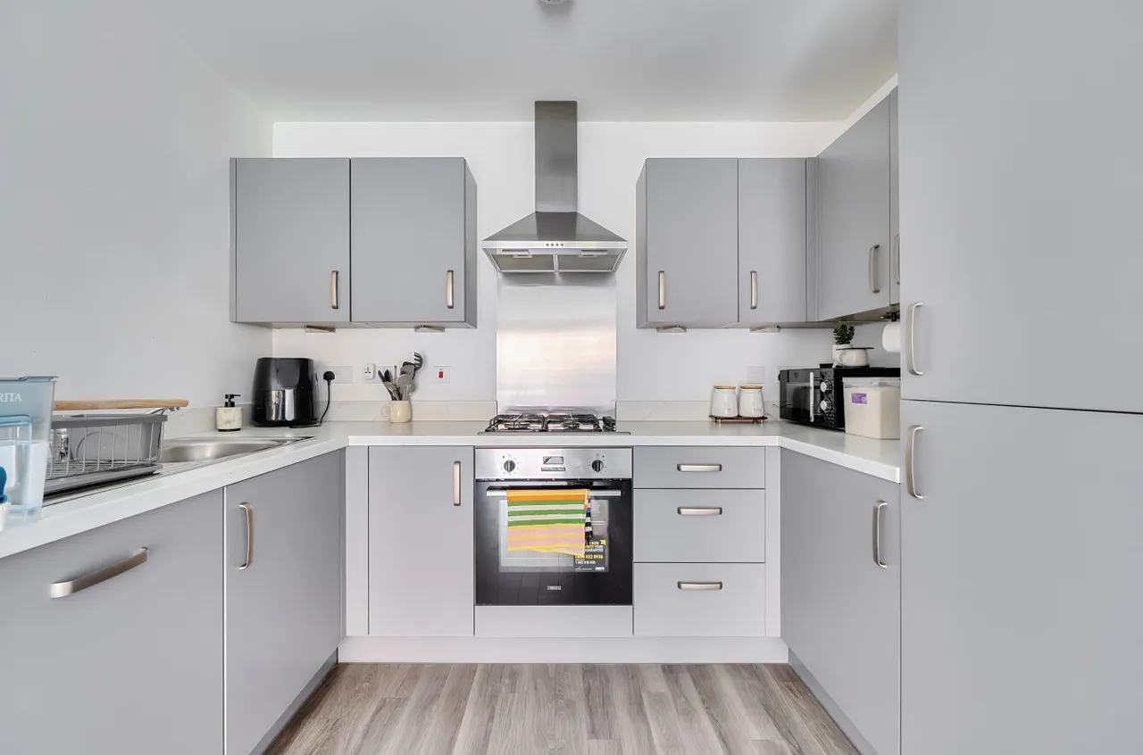 Wellington Road, Wokingham, RG40, photo 2
