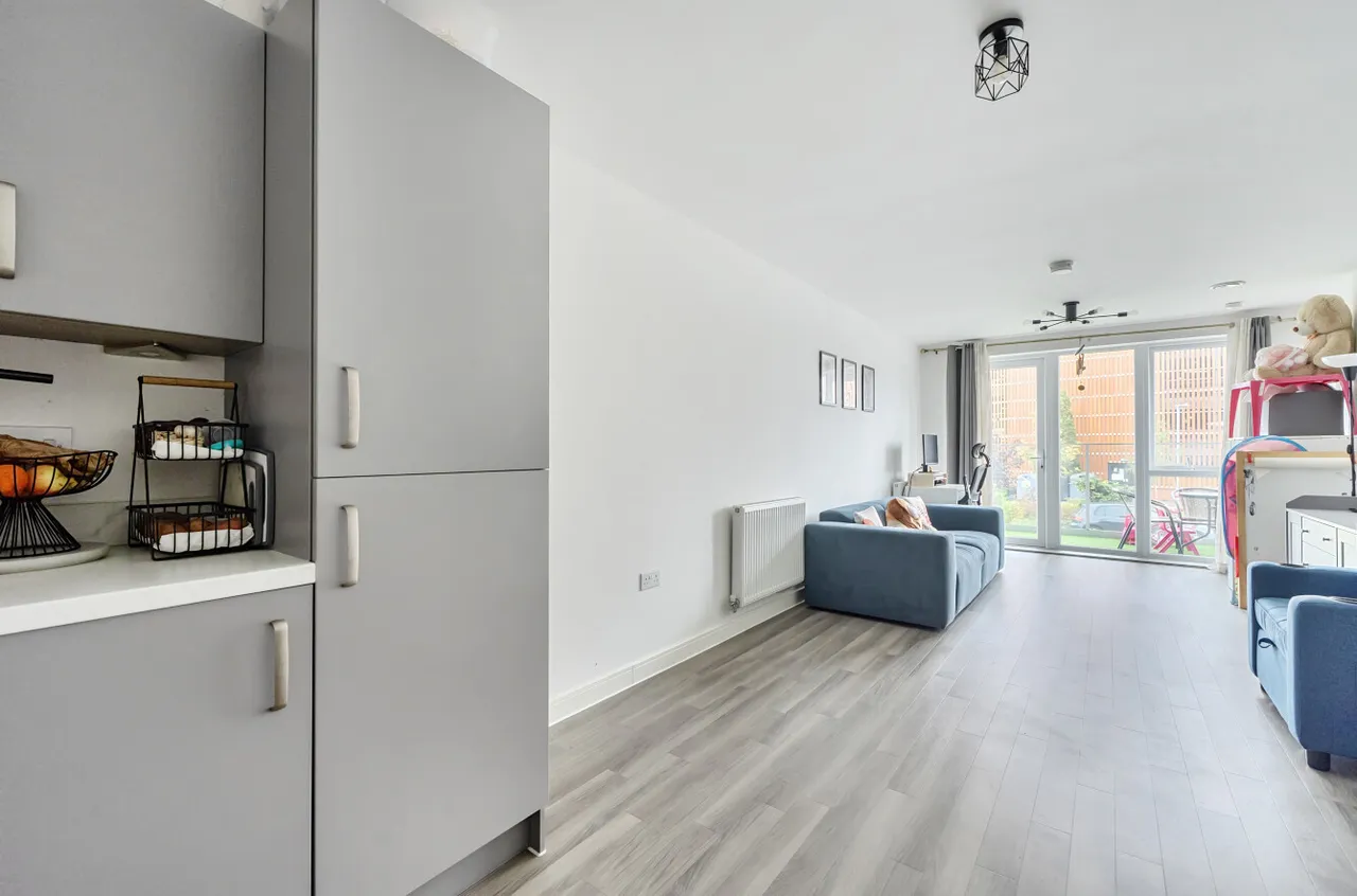 Wellington Road, Wokingham, RG40, photo 6