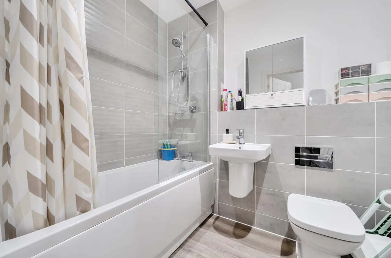Wellington Road, Wokingham, RG40, photo 10