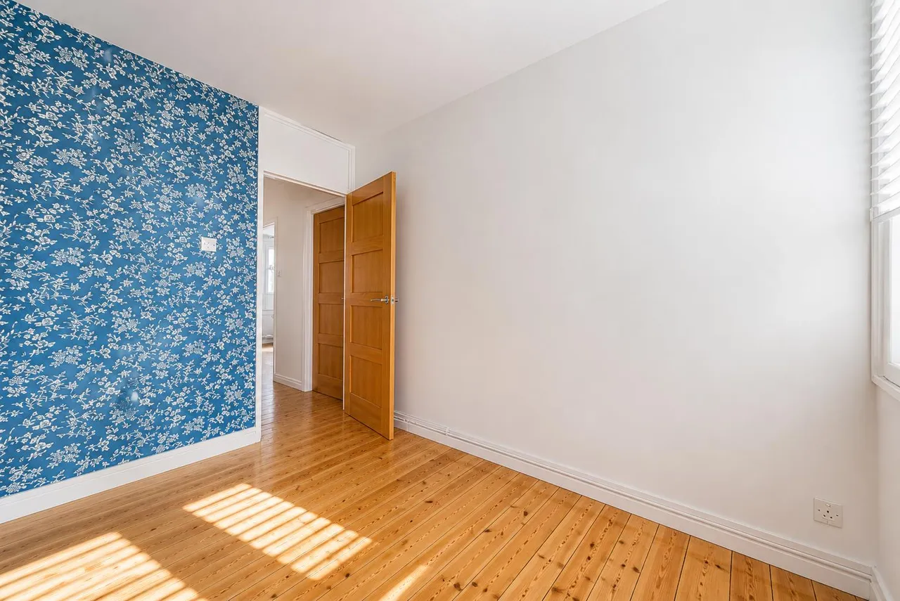 Searles Close, Battersea, SW11, photo 4