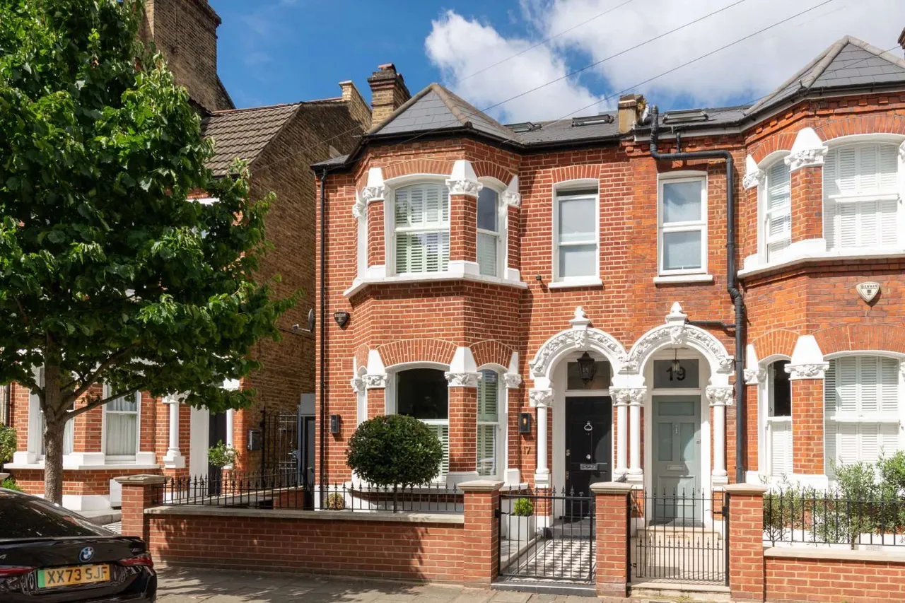 5 bed house for sale — Santos Road, Putney, London, SW18 1NT