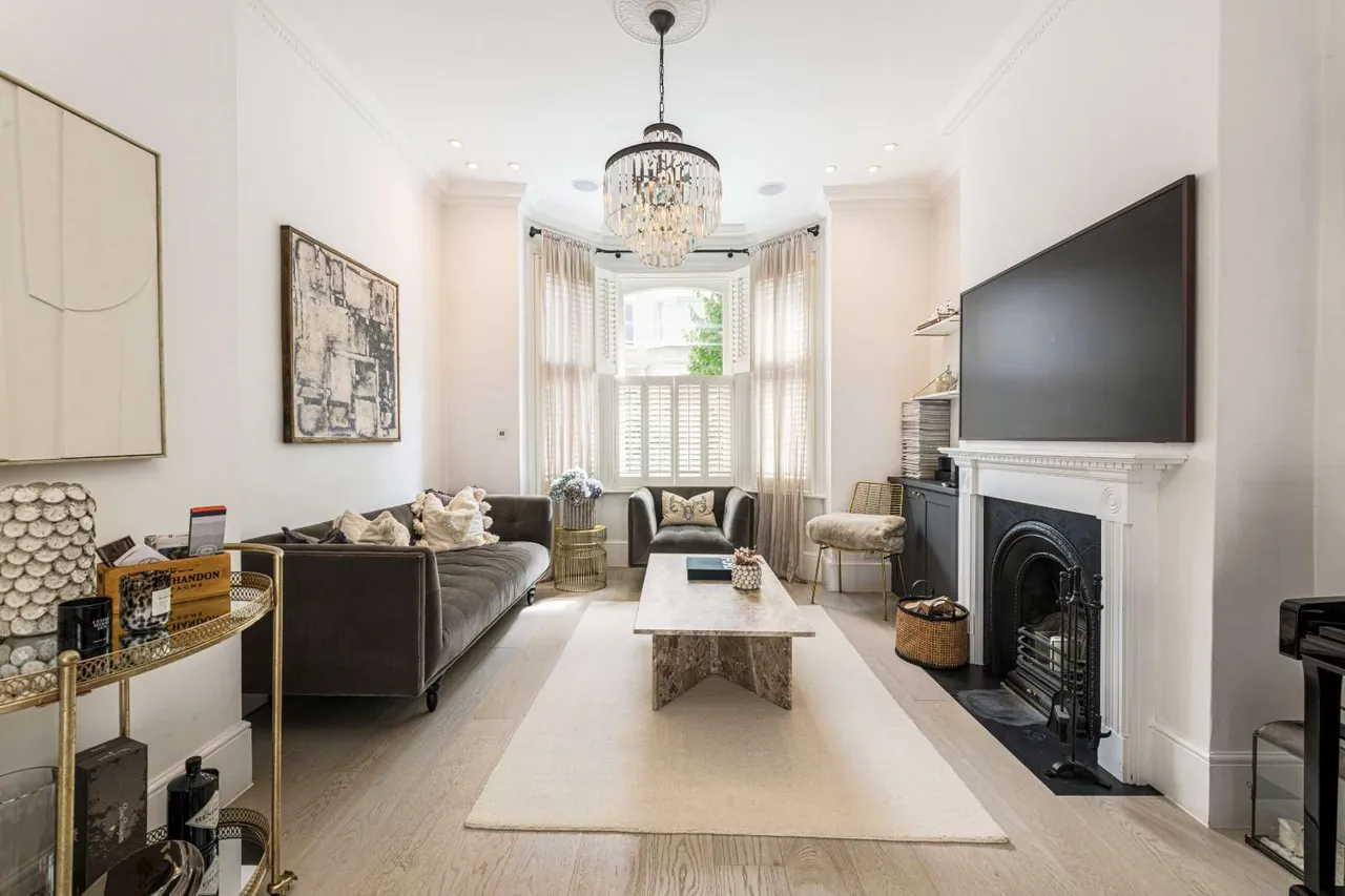 Santos Road, Putney, London, SW18 1NT, photo 2