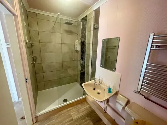 Willow Court, Fallowfield, photo 12