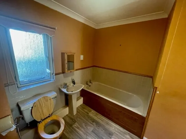 Willow Court, Fallowfield, photo 11