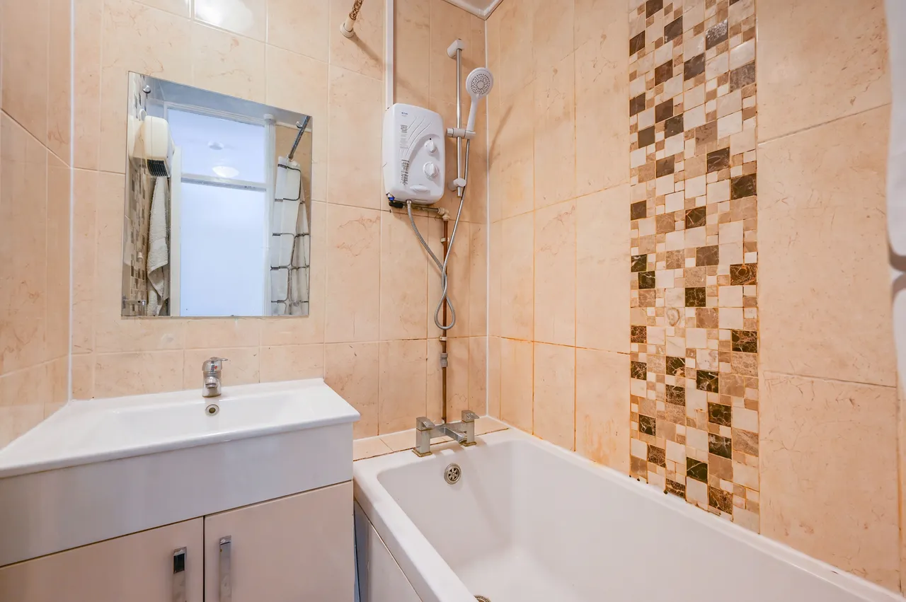 39 Lysander House, Temple Street, London, photo 7