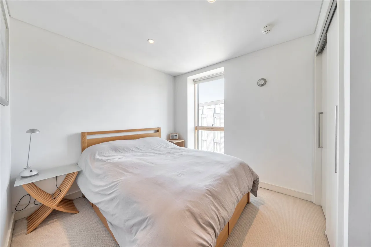 Bermondsey Square, London, SE1, photo 14