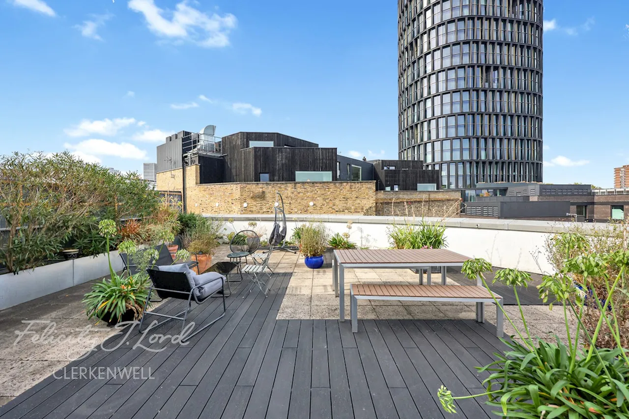 Garden Walk, London, photo 17