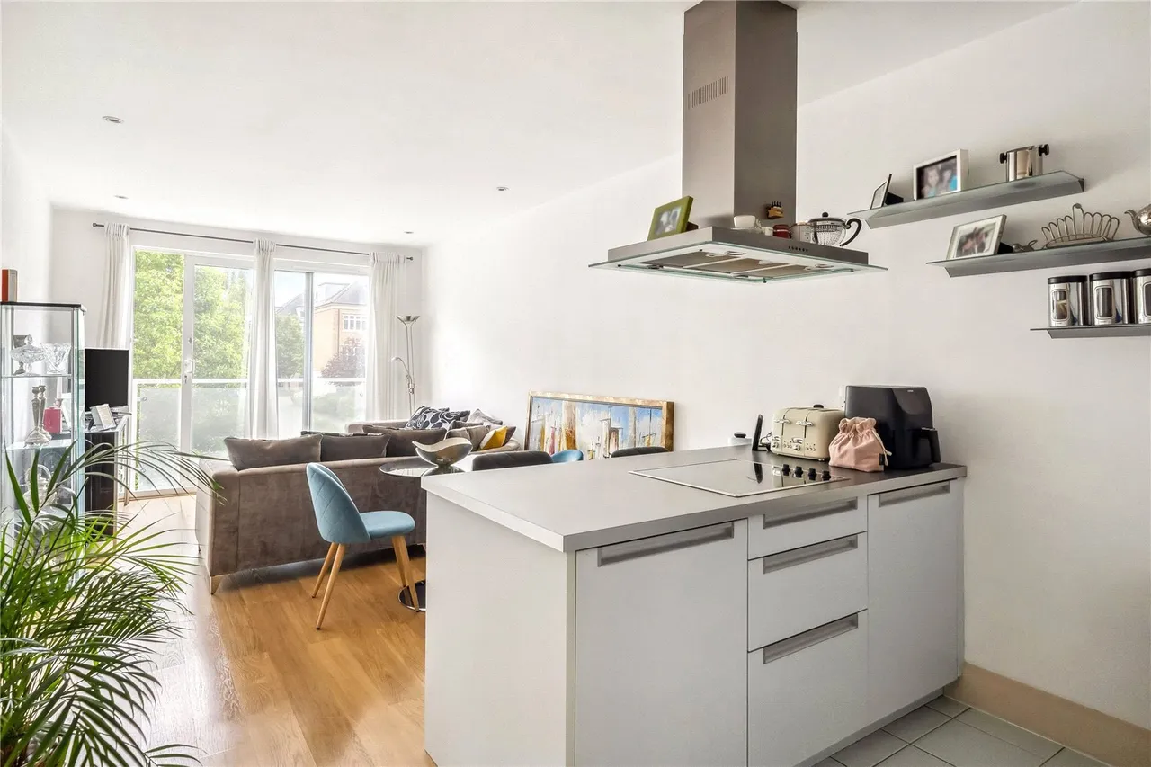 Woodman Mews, Kew, TW9, photo 2