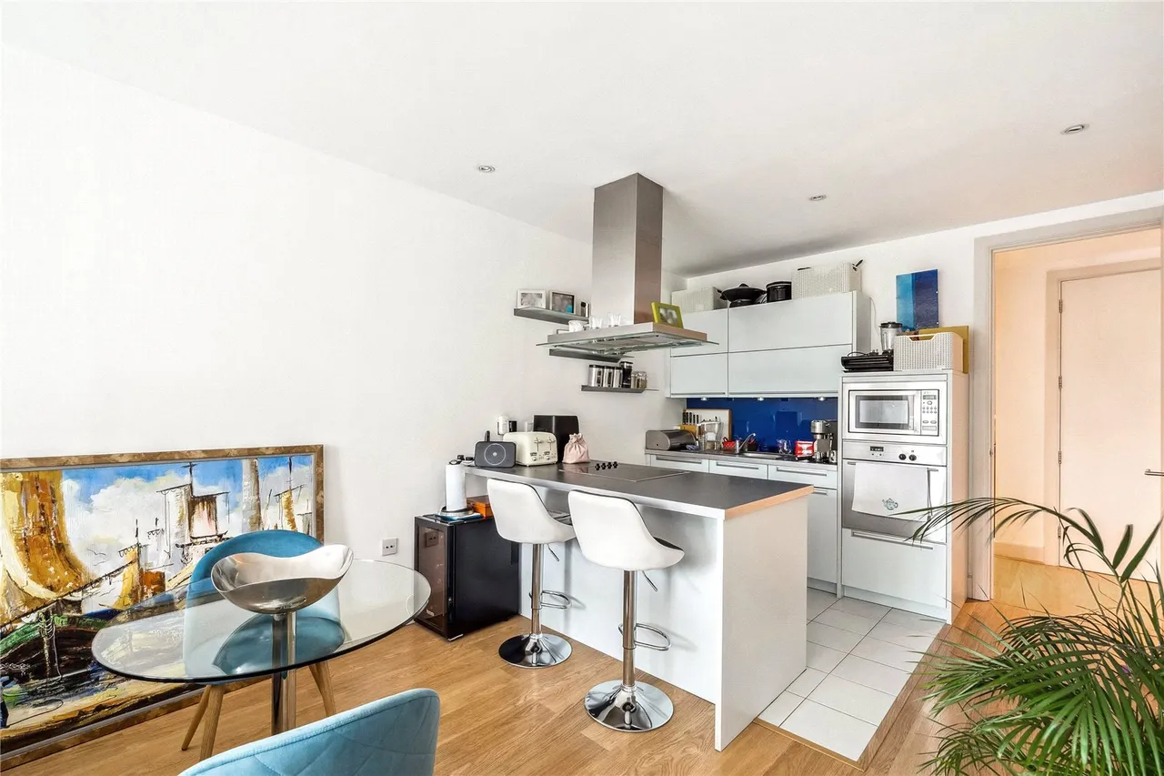 Woodman Mews, Kew, TW9, photo 3