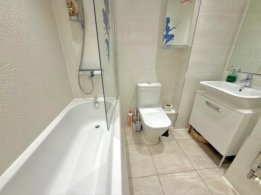 Vauxhall Way, Dunstable LU6 1BF, photo 6