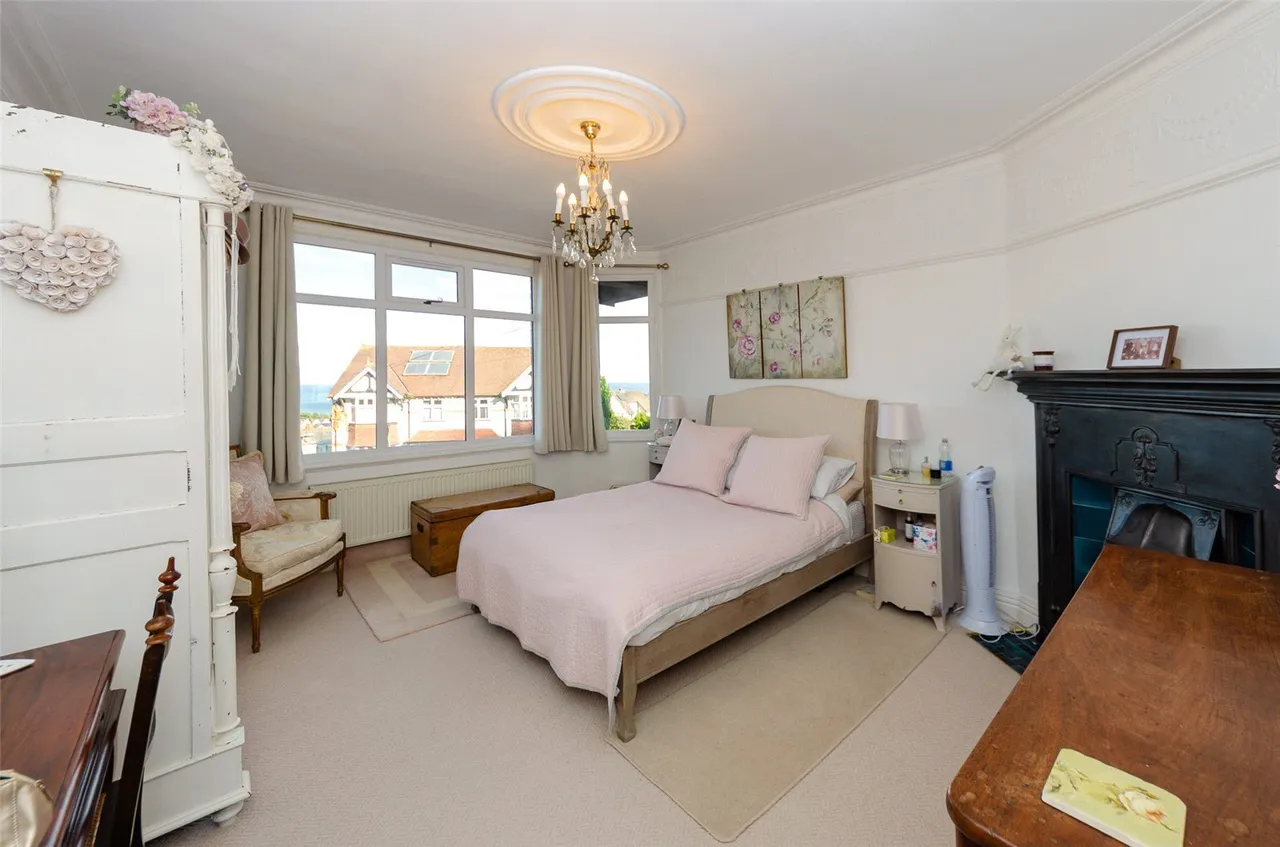 Woodland Park, Colwyn Bay, LL29, photo 13