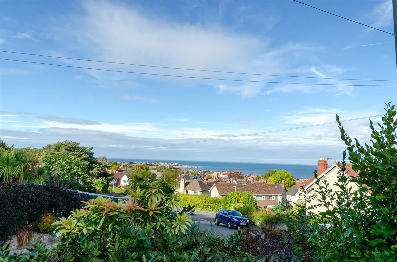 Woodland Park, Colwyn Bay, LL29, photo 31