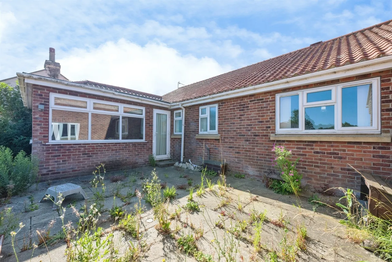 Pitt Lane, Ryehill, HU12, photo 17