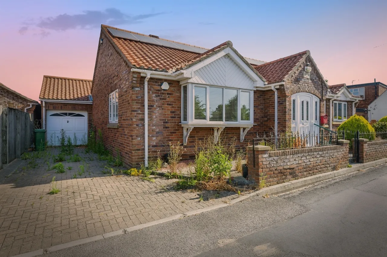 Pitt Lane, Ryehill, HU12, photo 21