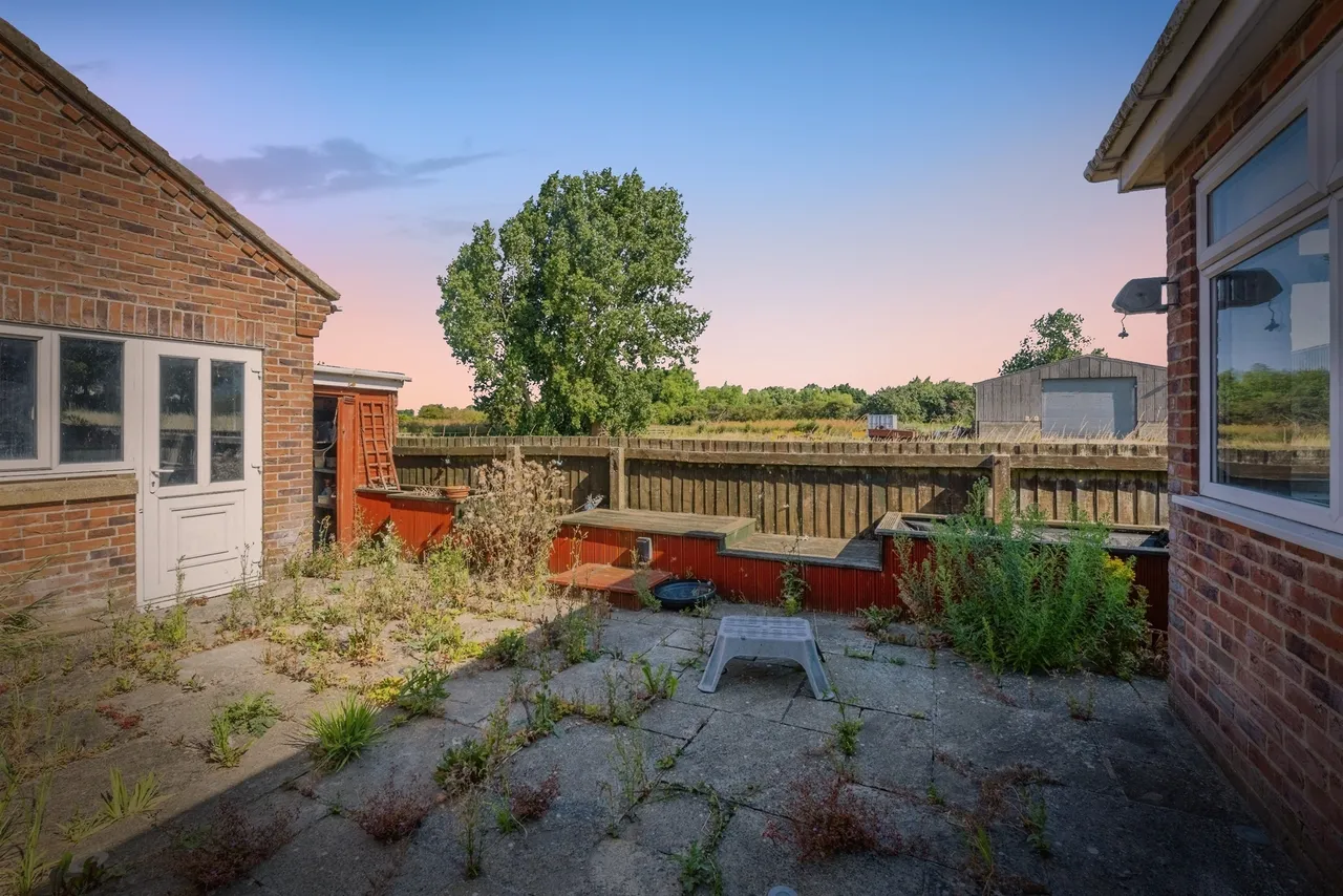 Pitt Lane, Ryehill, HU12, photo 22
