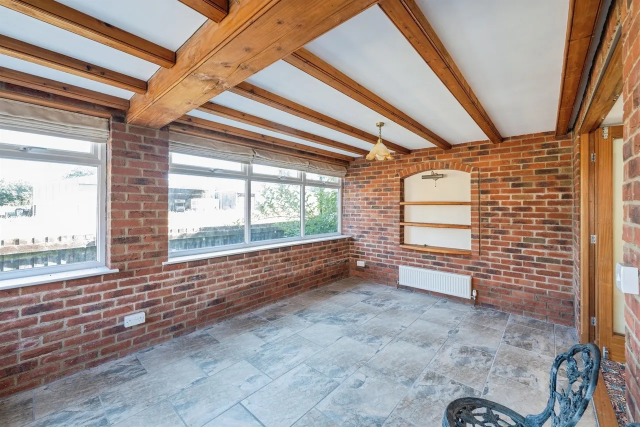 Pitt Lane, Ryehill, HU12, photo 10