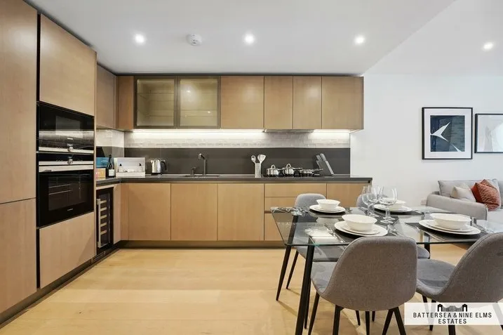 Prince of Wales Drive, SW11, photo 4