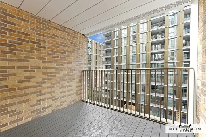 Prince of Wales Drive, SW11, photo 16