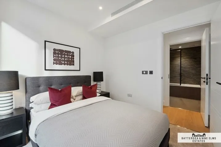 Prince of Wales Drive, SW11, photo 11