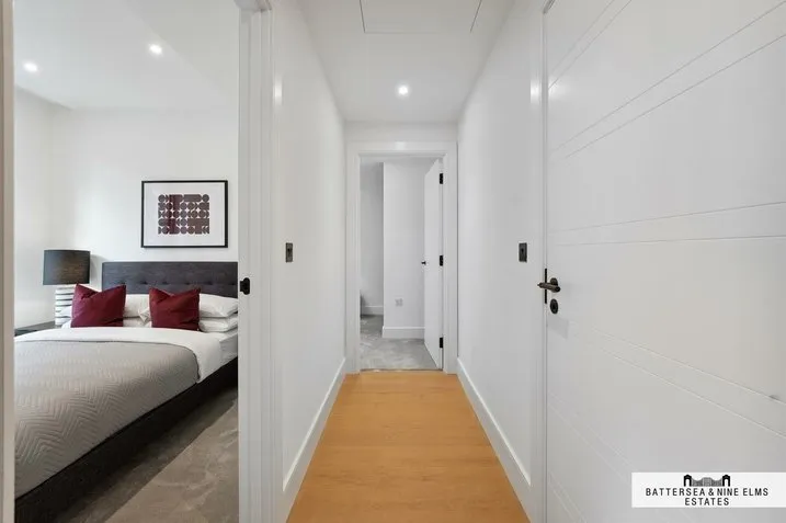 Prince of Wales Drive, SW11, photo 7