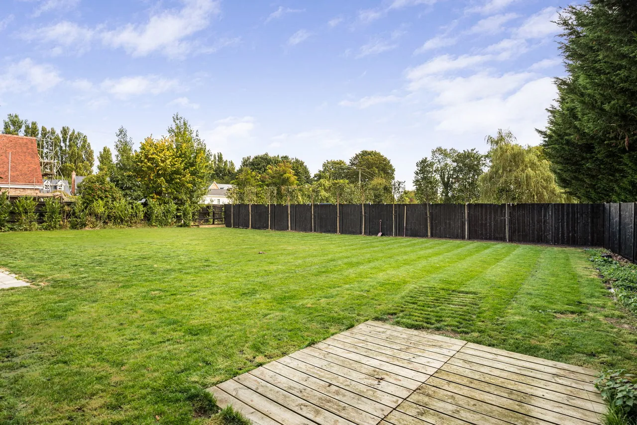 Canfield Road, Takeley, CM22, photo 48