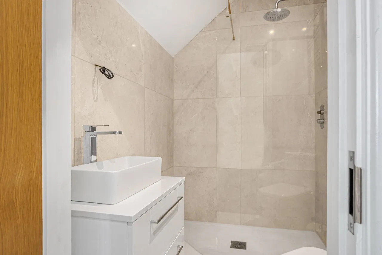 Canfield Road, Takeley, CM22, photo 29