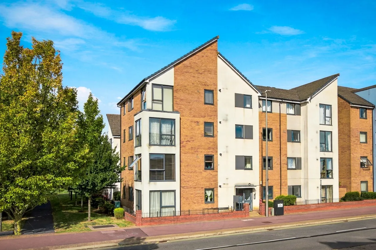 Countess Way, Broughton, MK10, photo 18