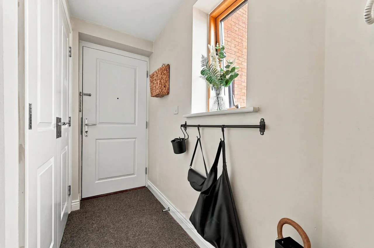 Countess Way, Broughton, MK10, photo 13