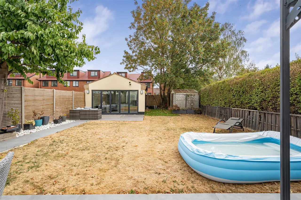 Masons Road, Slough, photo 19