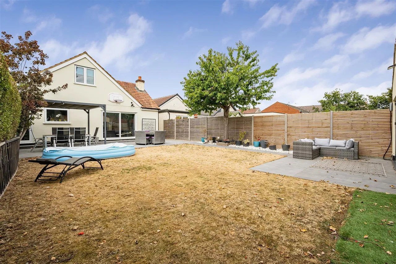 Masons Road, Slough, photo 17
